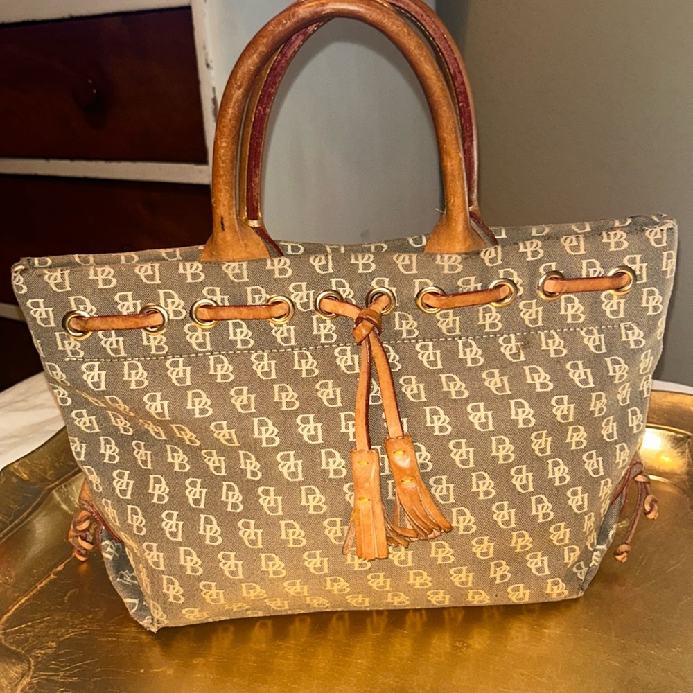 GUC Vintage Dooney & Bourke Small Monogram Tote